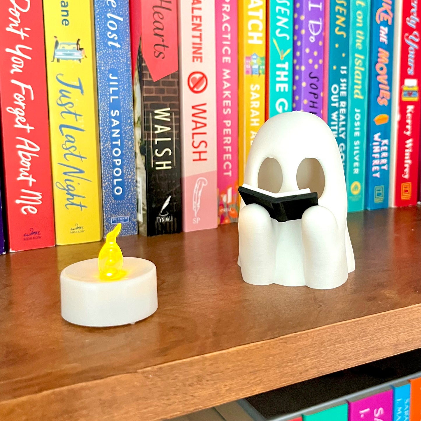 Bookish Ghost with Tea Light
