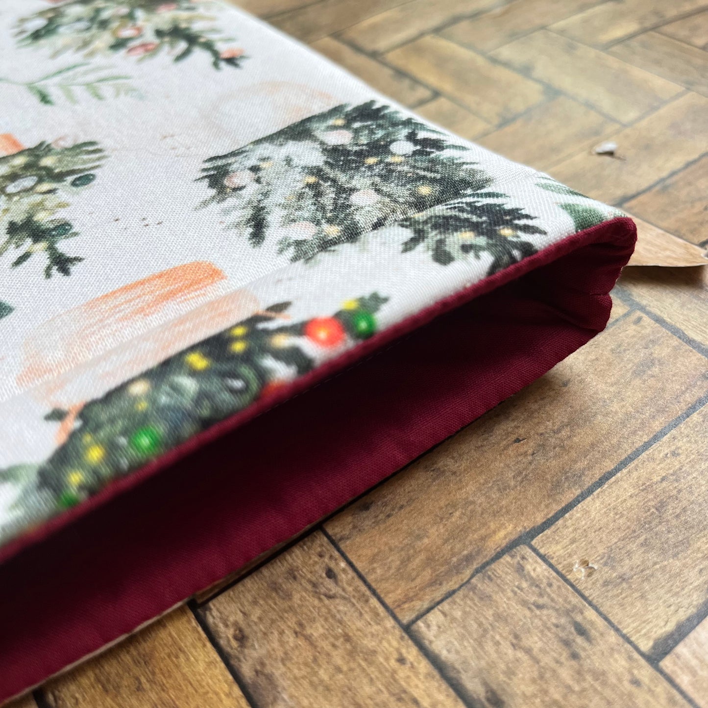 Christmas Tree Book Sleeve